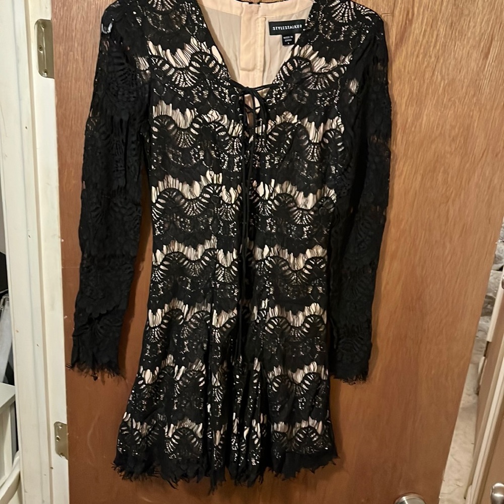 Stylestalker black and nude lace tie up front dress size Small